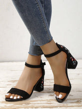 Women Comfortable Floral Embroidered Buckle Decor Chunky Heeled Sandals, Fashionable Black Faux Suede Ankle Strap Sandals
